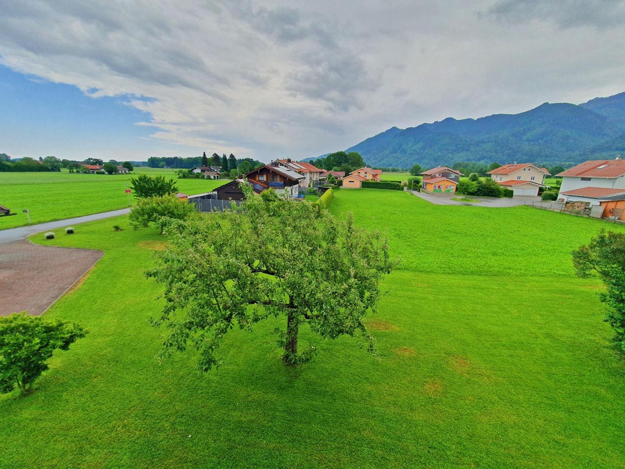 Dwingelo-Luetten Angela Brandstaetter Hof | Chiemgau Karte غراسو المظهر الخارجي الصورة
